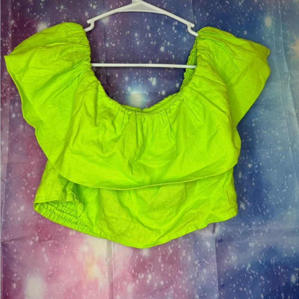 A New Day Tops Women's Slim Fit Ruffle Sleeve Off The Shoulder Crop Top 🛍